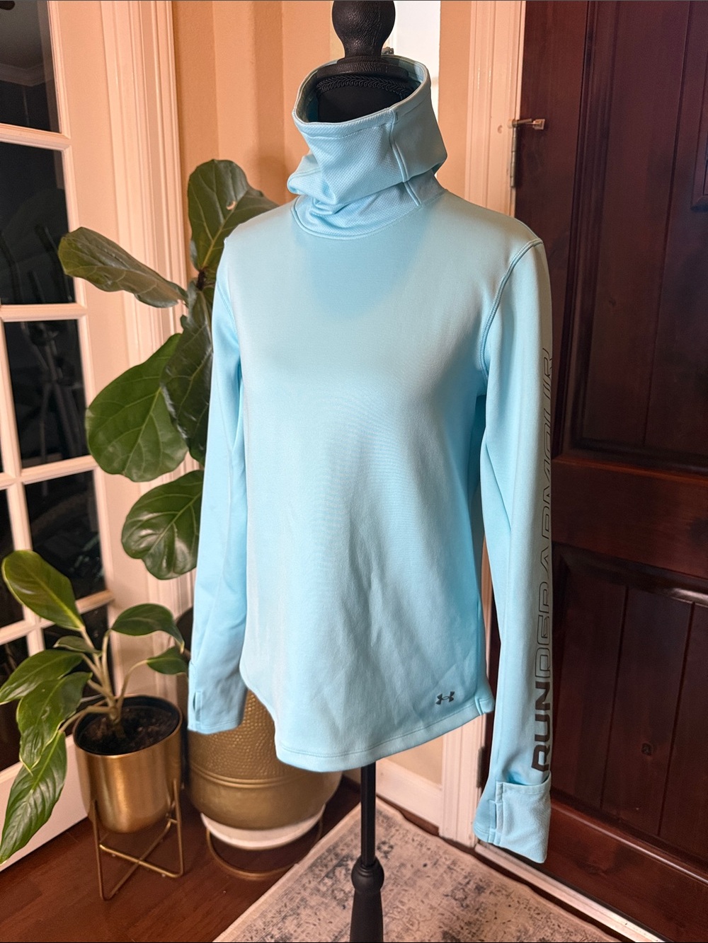 Under Armour Women's Empowered Funnel Neck Pullover, Coldgear Sweatshirt Size M